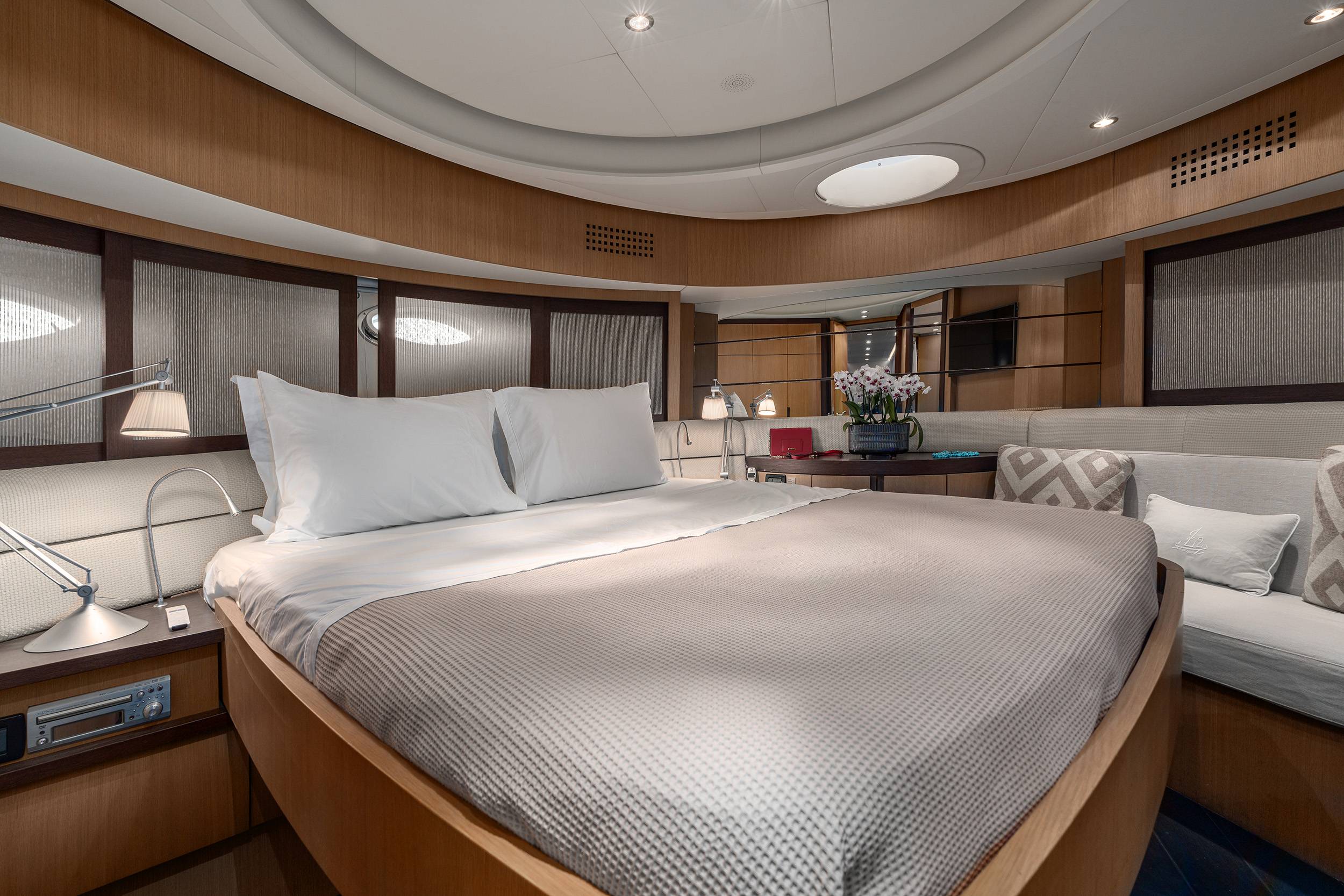 402a VIP suite.jpg