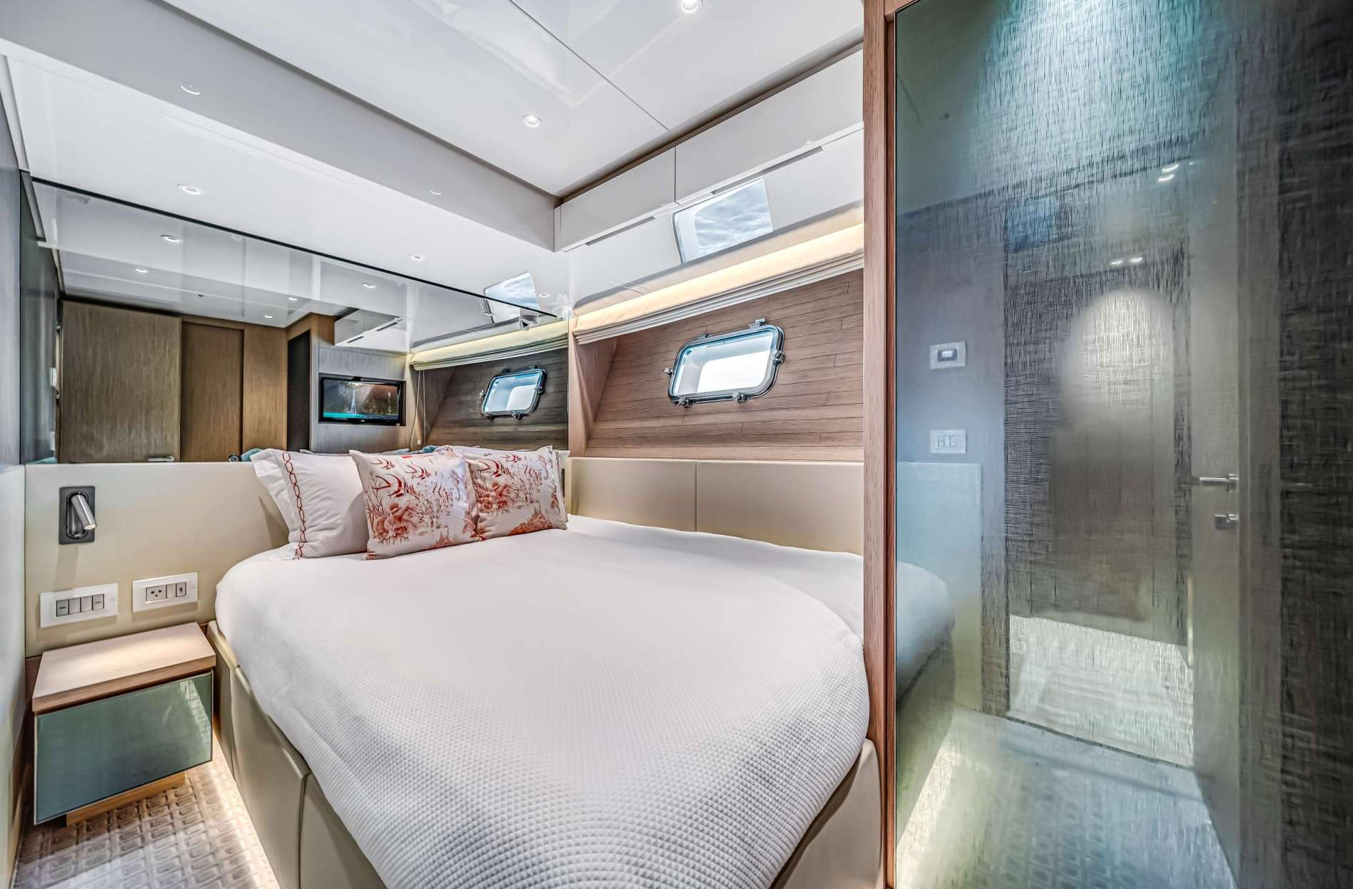 405 Convertible twin suite.jpg
