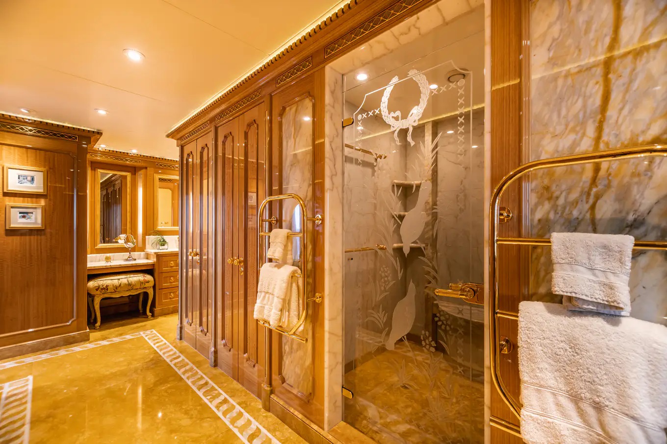 406 Master suite shower.jpg