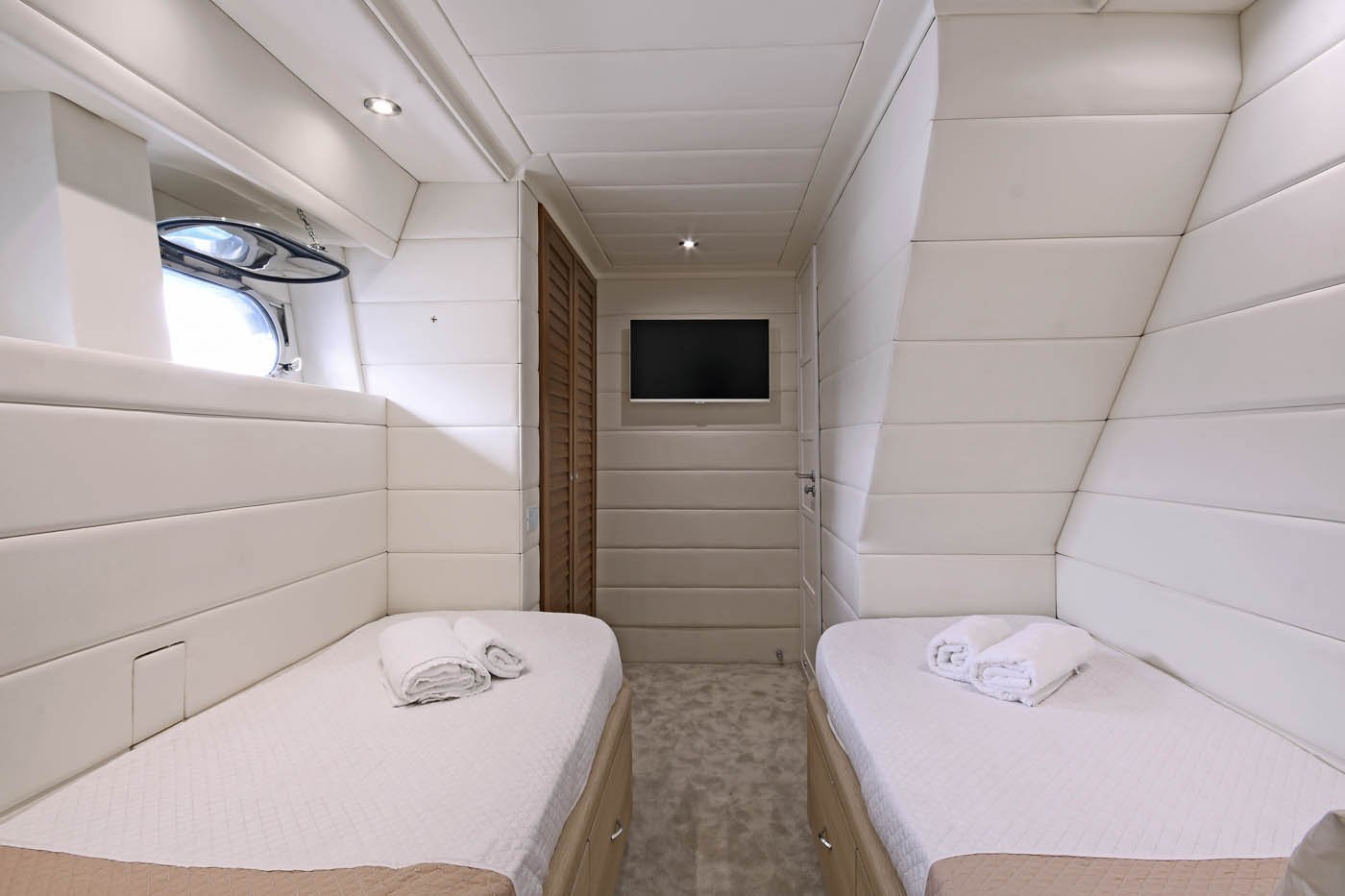 406 Twin guest suite.jpg