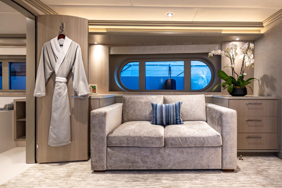 407 Master suite lounge area.jpg