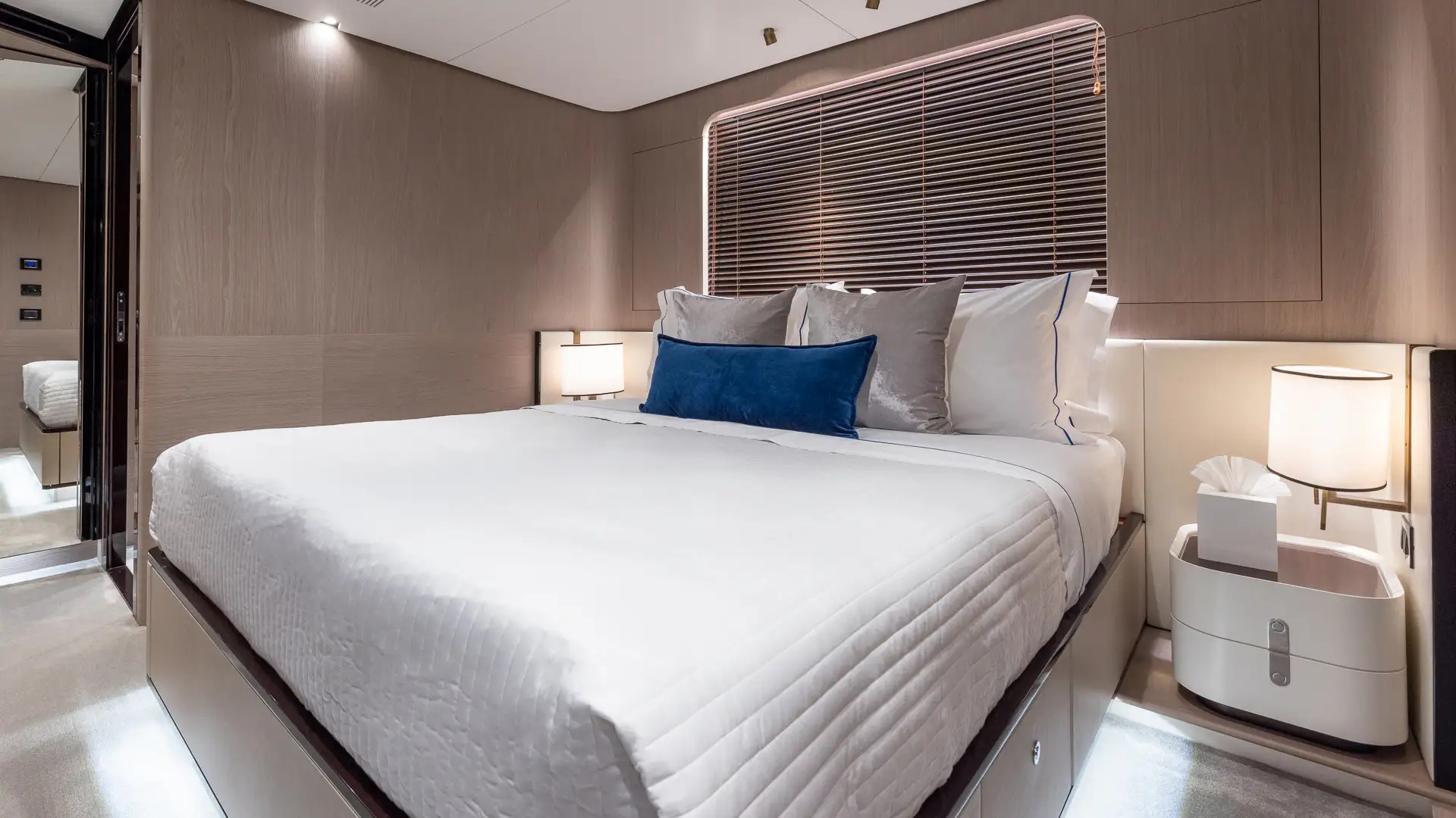 407 VIP suite.jpg