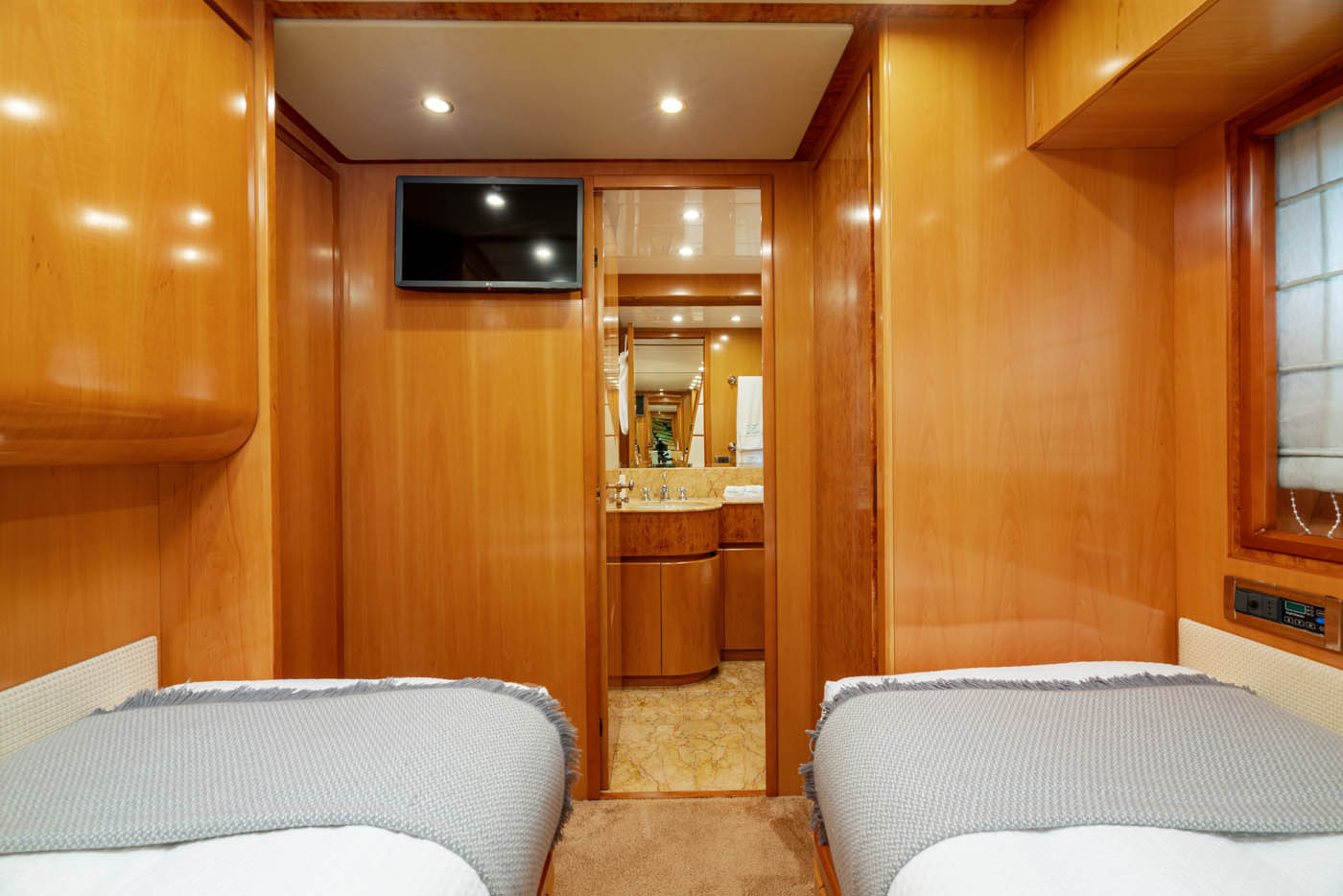 408 Twin suite.jpg