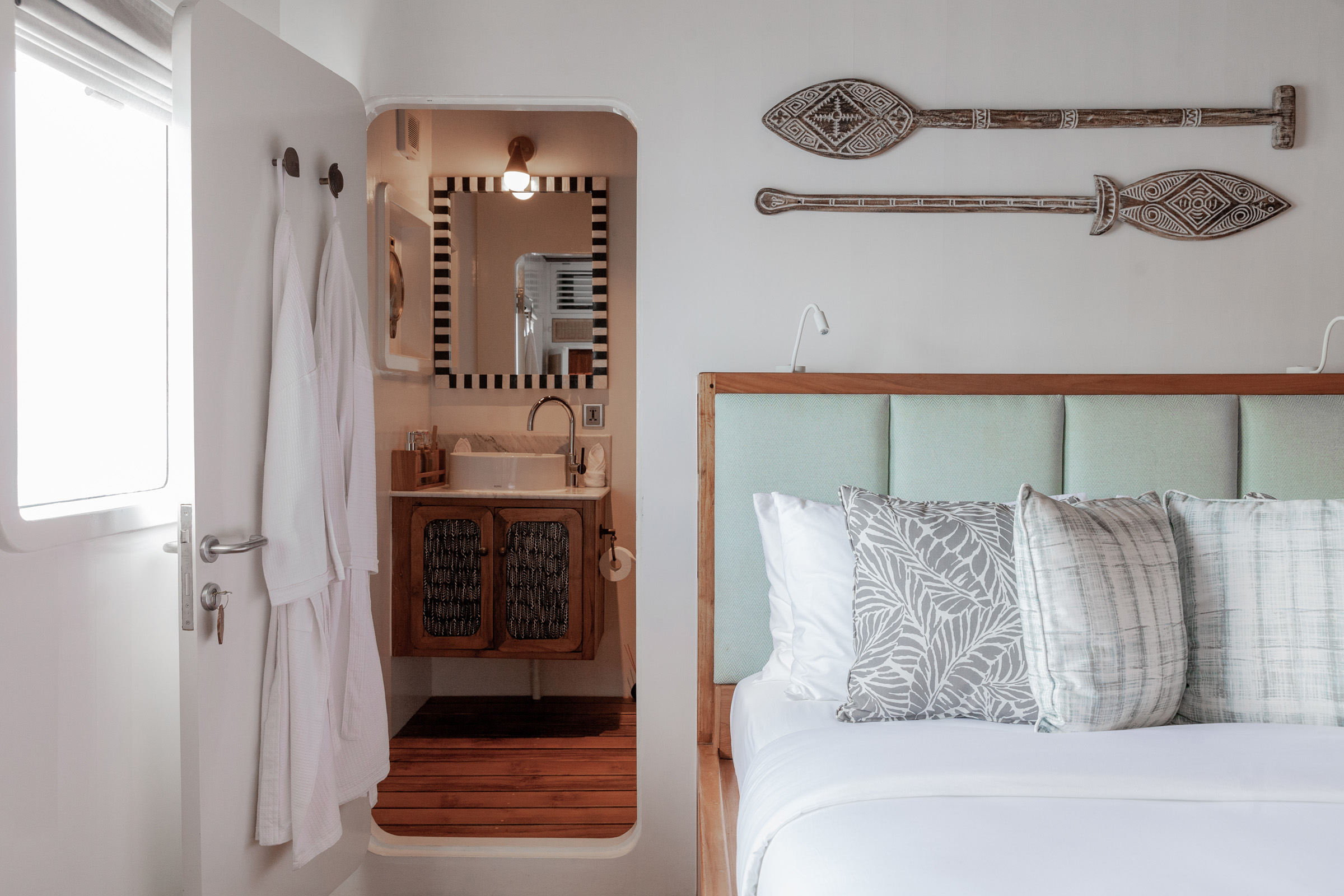 412 Beautiful decor.jpg