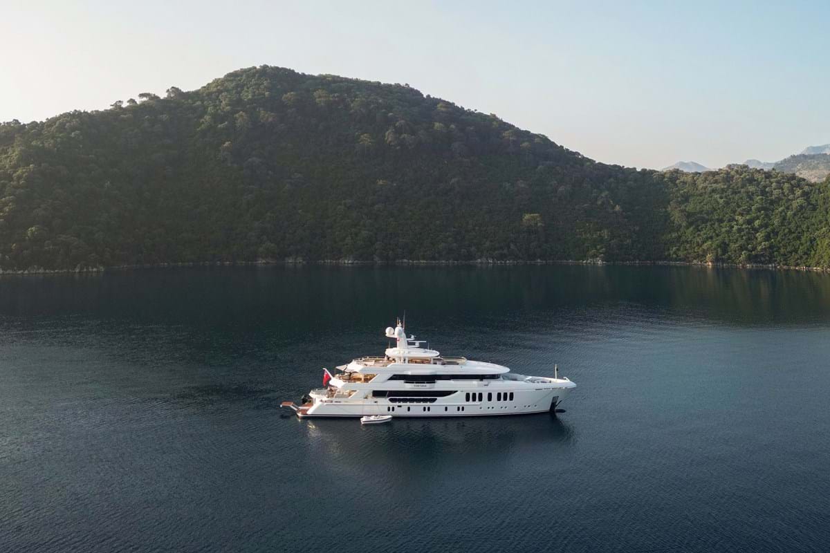 48m CMB yacht.jpg