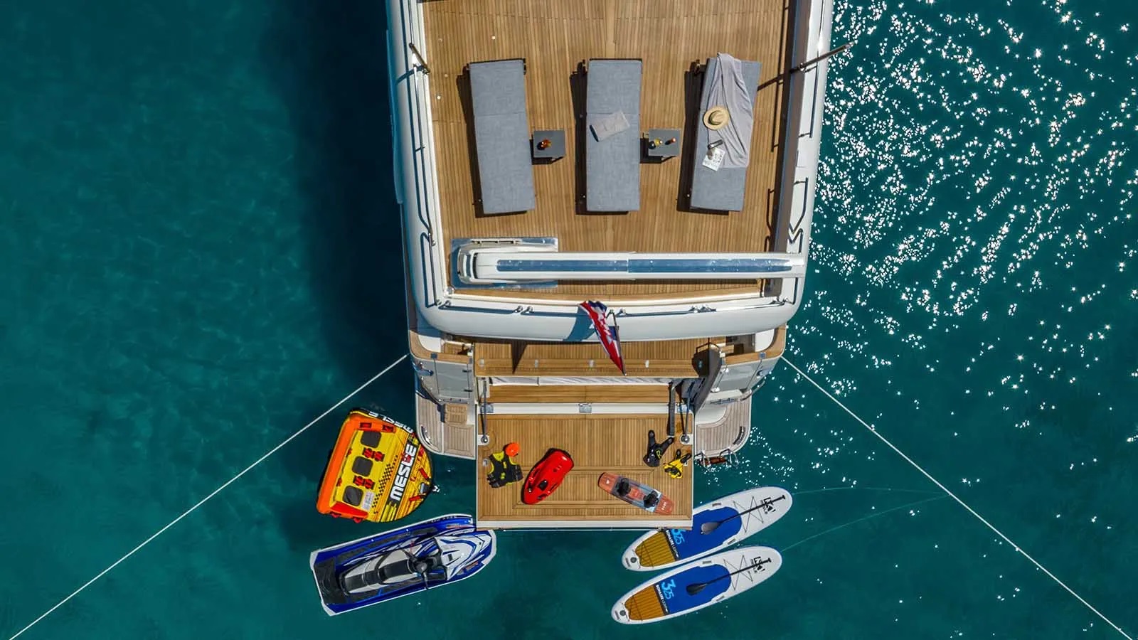 500 Water toys at the stern.jpg