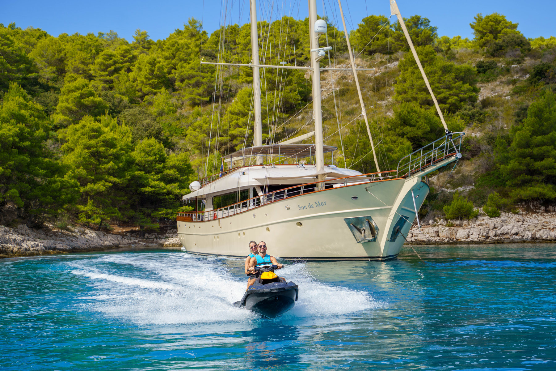501 SON DE MAR - with jet ski.jpg