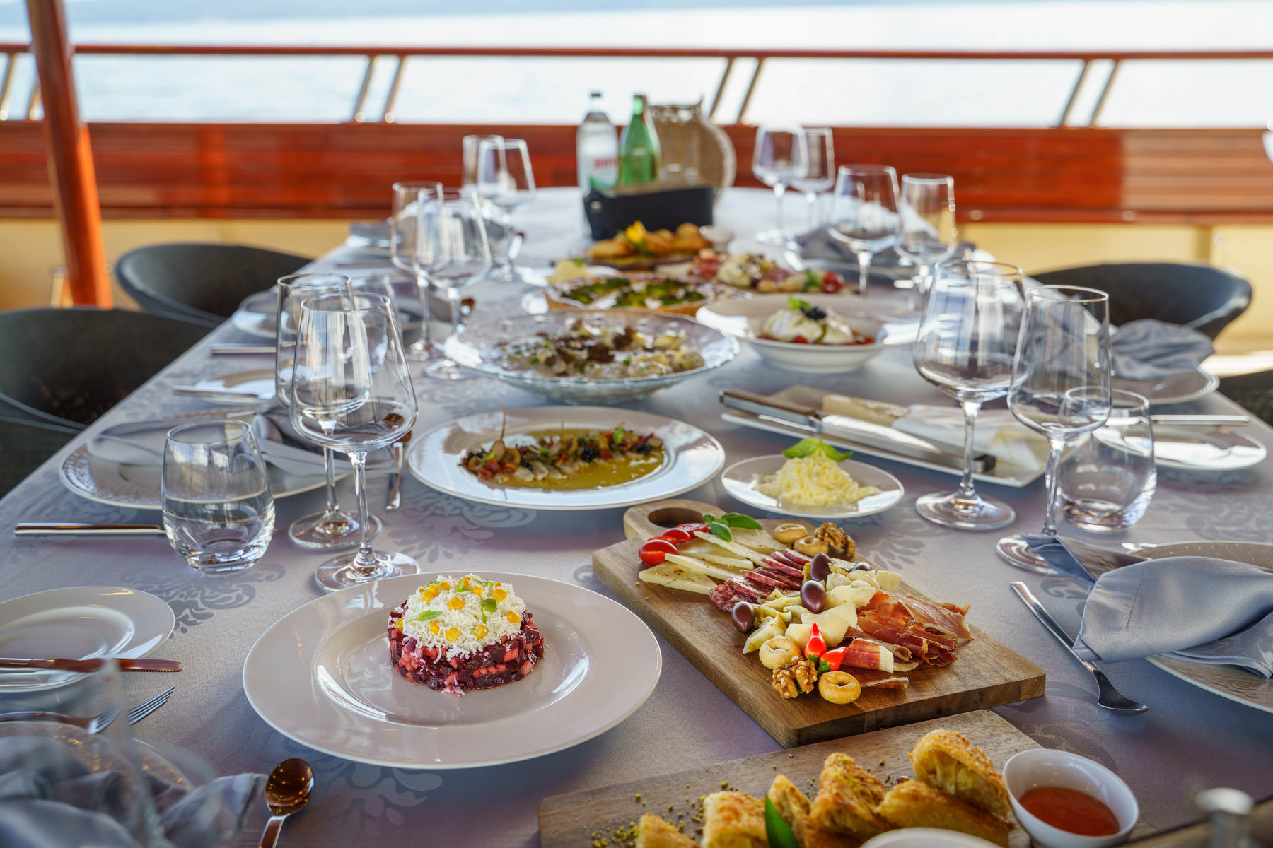 506 SON DE MAR - al fresco dining.jpg