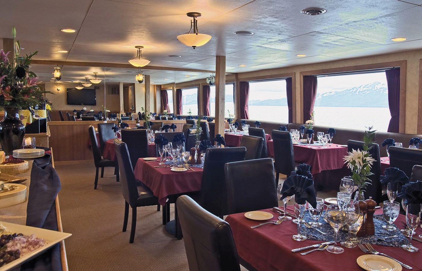 71dining_sm-1400x900.jpg