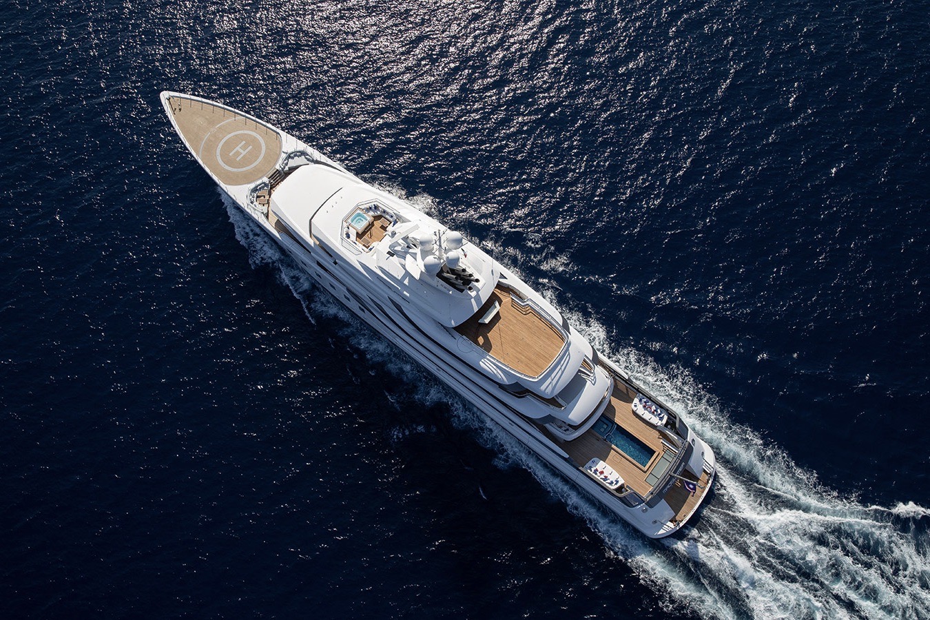 95M LURSSEN MEGA YACHT - aerial view.jpg