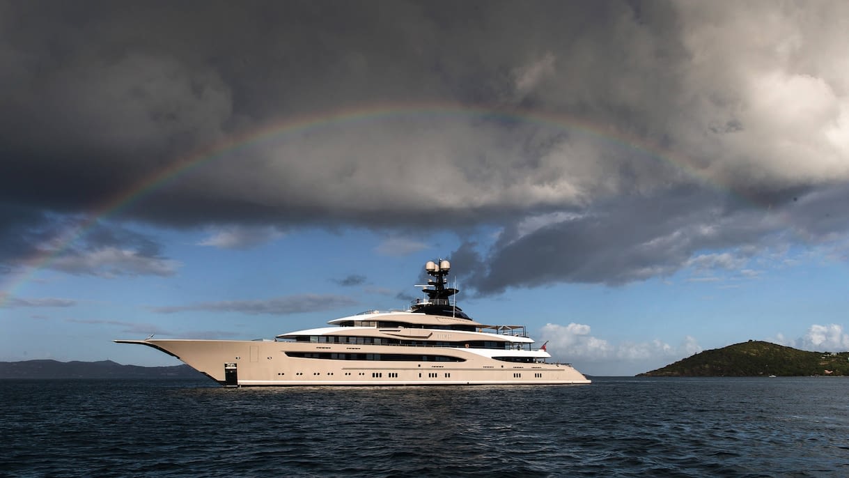 95m mega yacht by Lurssen Yachts.jpg