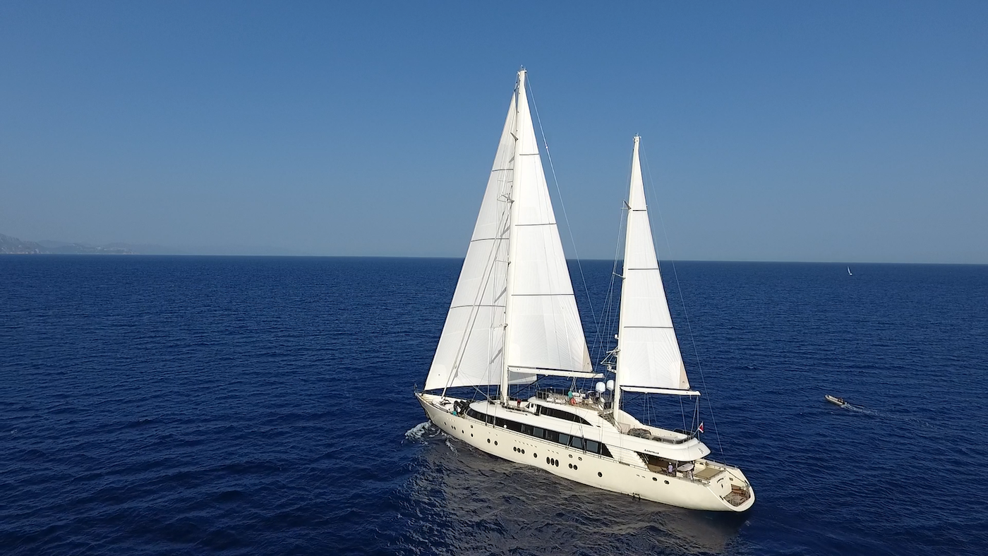ARESTEAS sailing.png