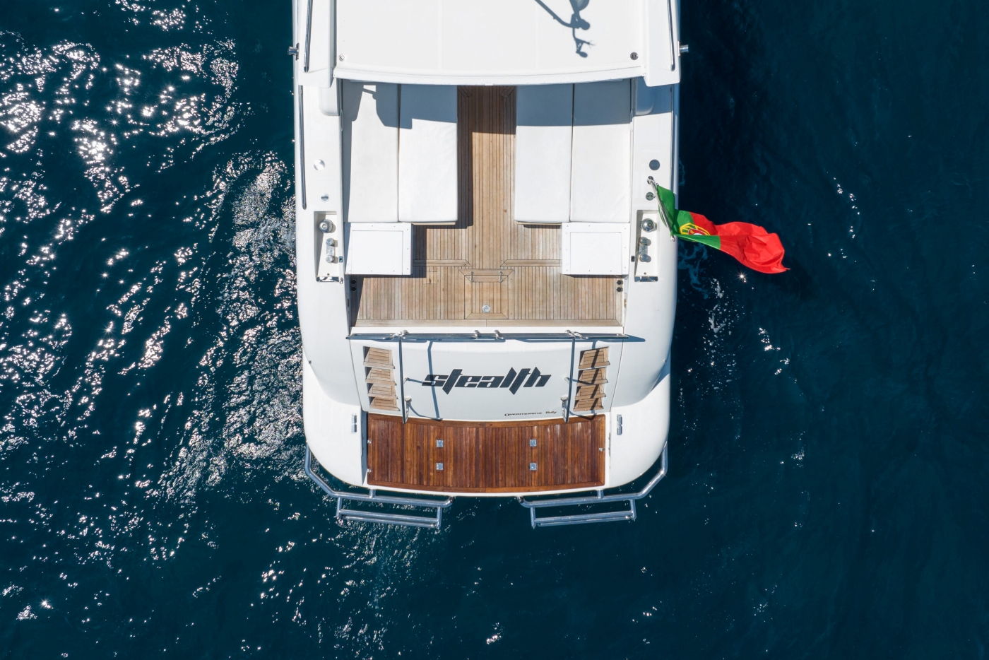 Aft Deck (4).jpg