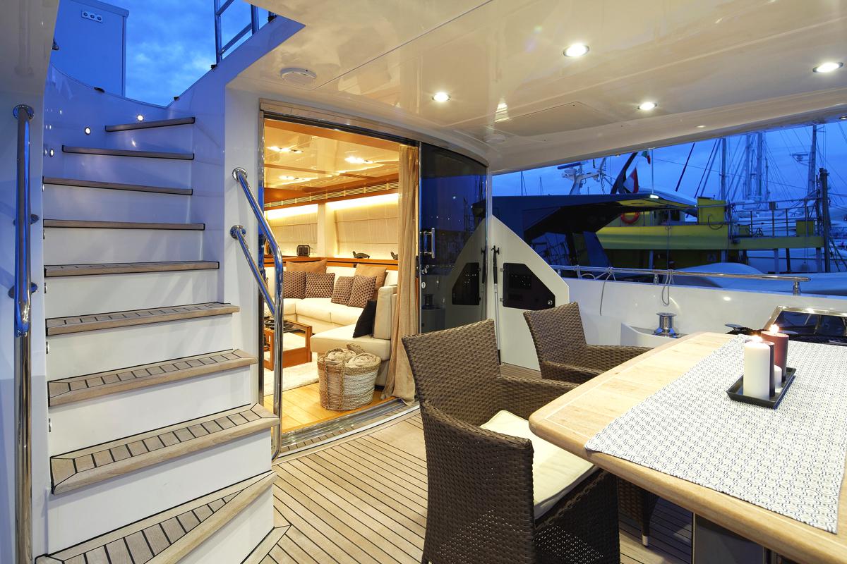 Aft deck into salon.jpg