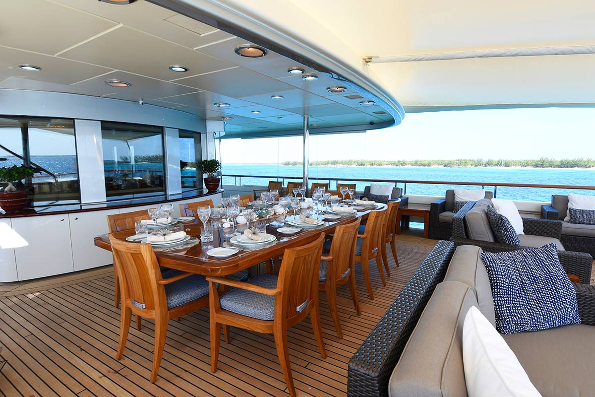 Alfresco dining area 00001.jpg
