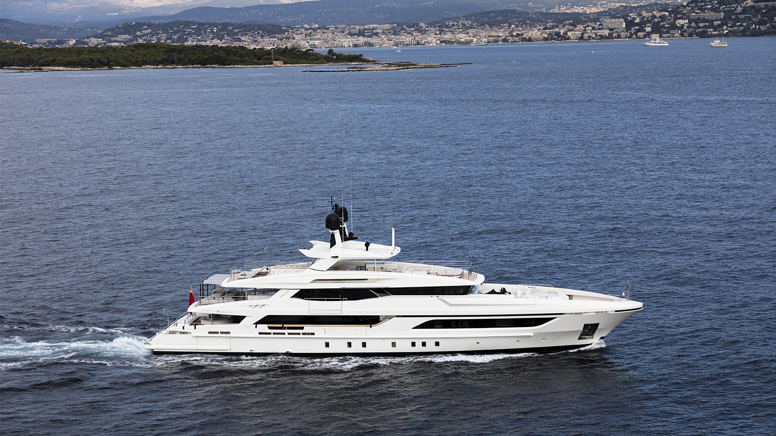 Baglietto Motor Yacht ANDIAMO - Profile.jpg
