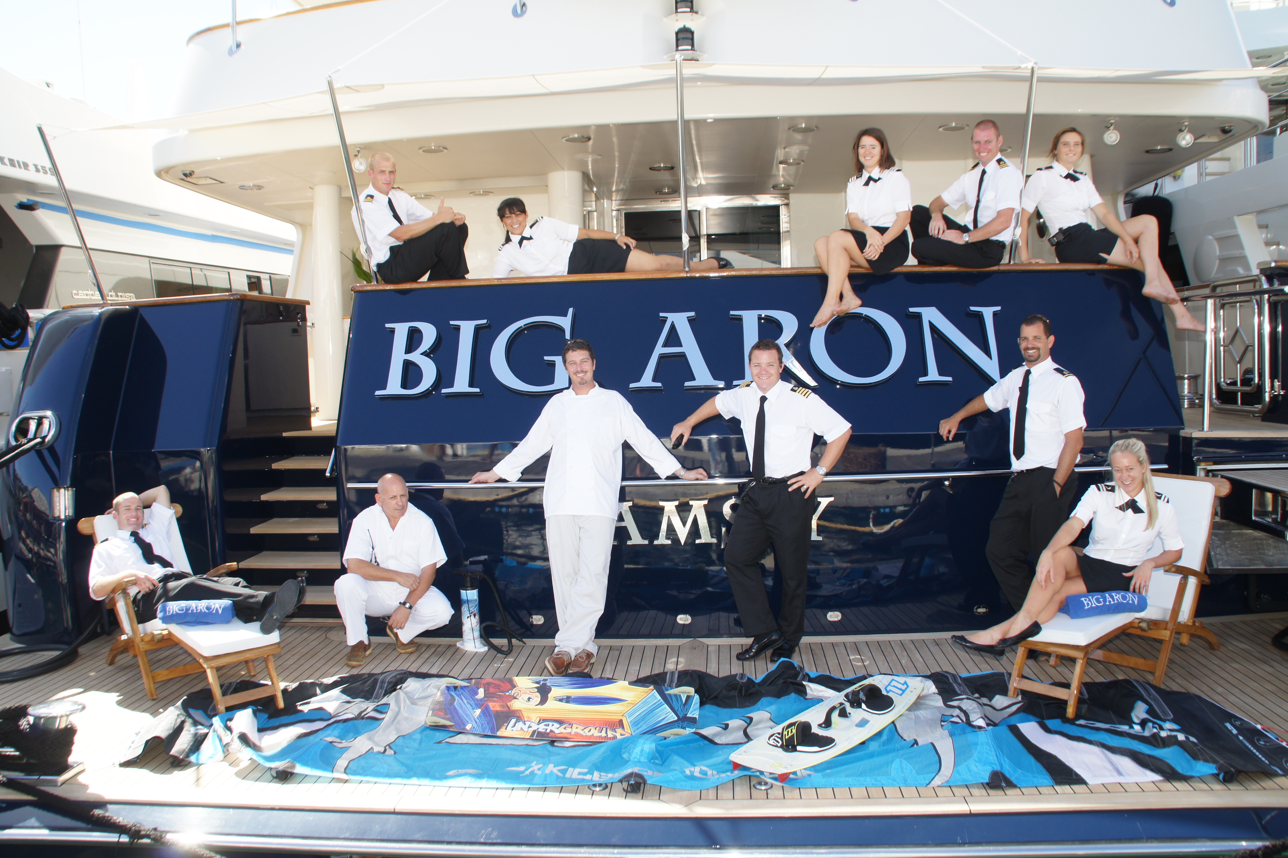 Big-Aron-Crew-on-Aft1.jpg