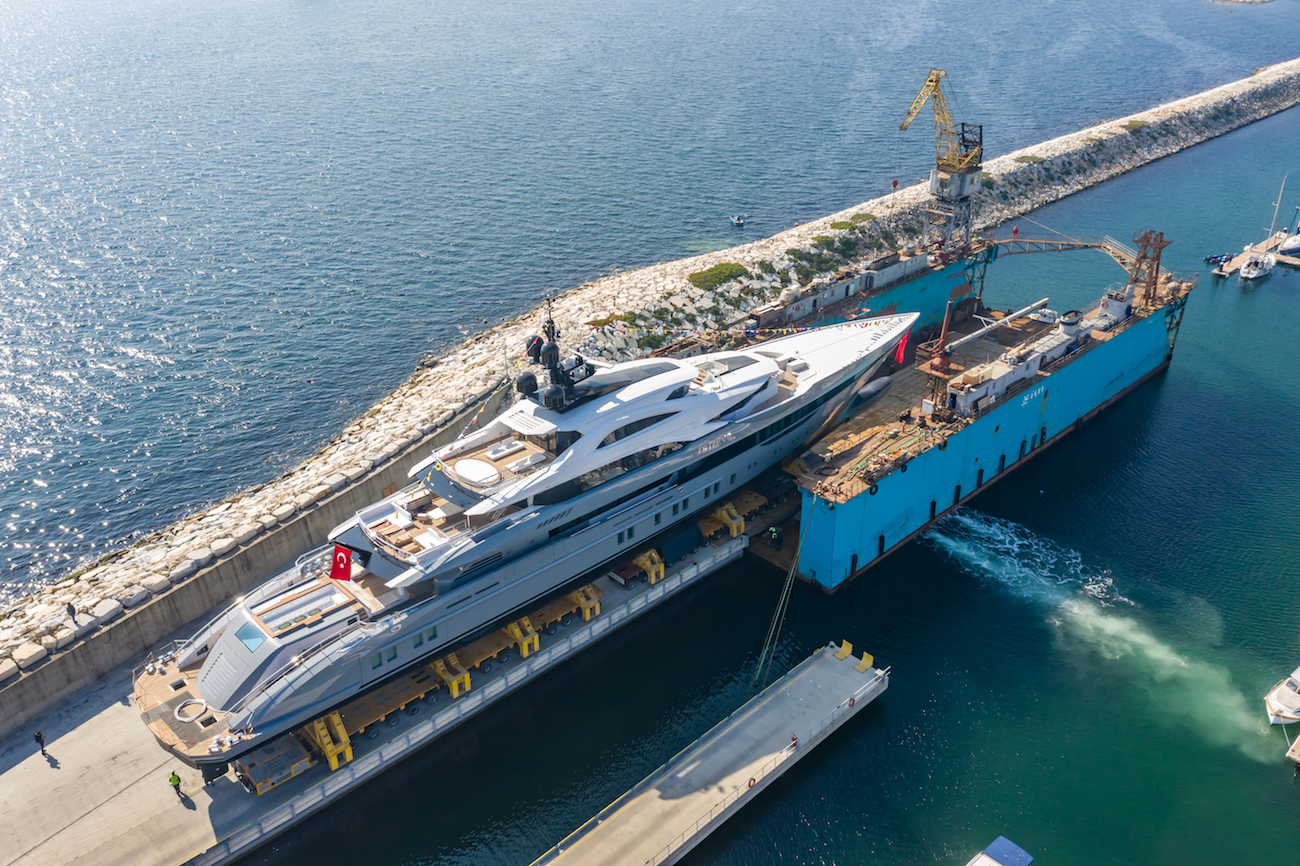 Bilgin 263-I mega yacht TATIANA to hit water.jpg