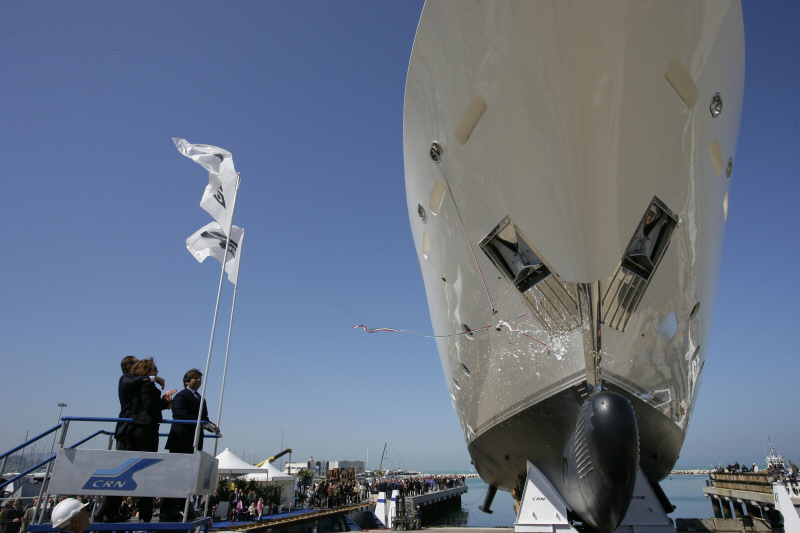 CRN launches HANA.jpg