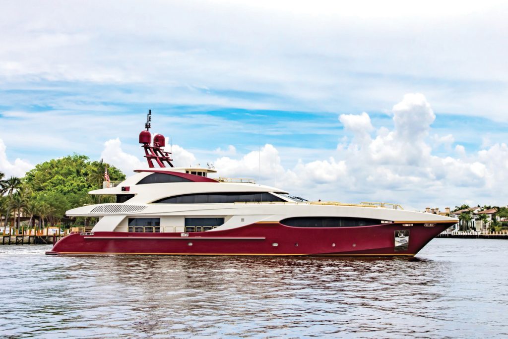 Cabernet motor yacht.jpg