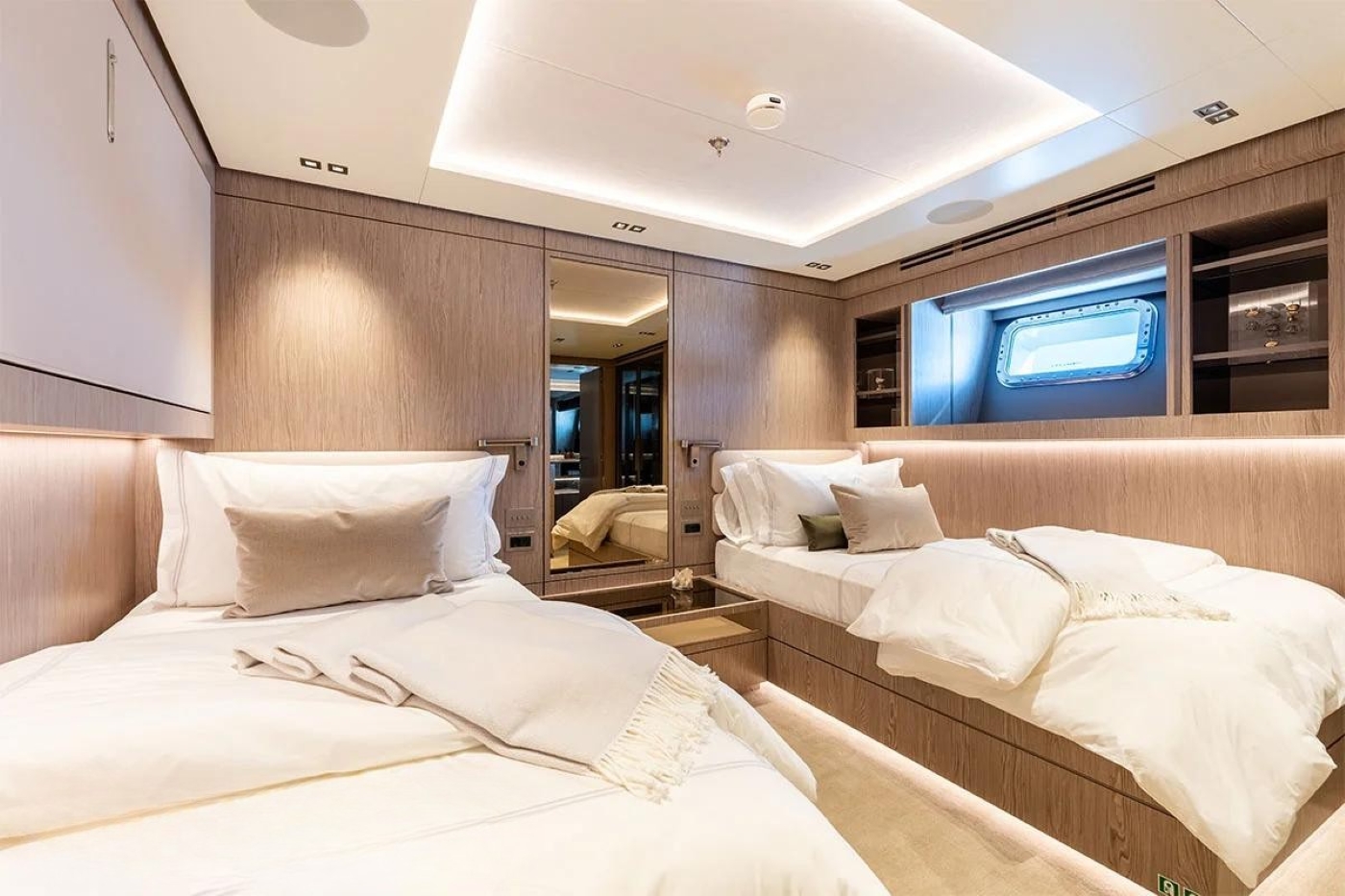 Cabin With Double Bed 010.jpg