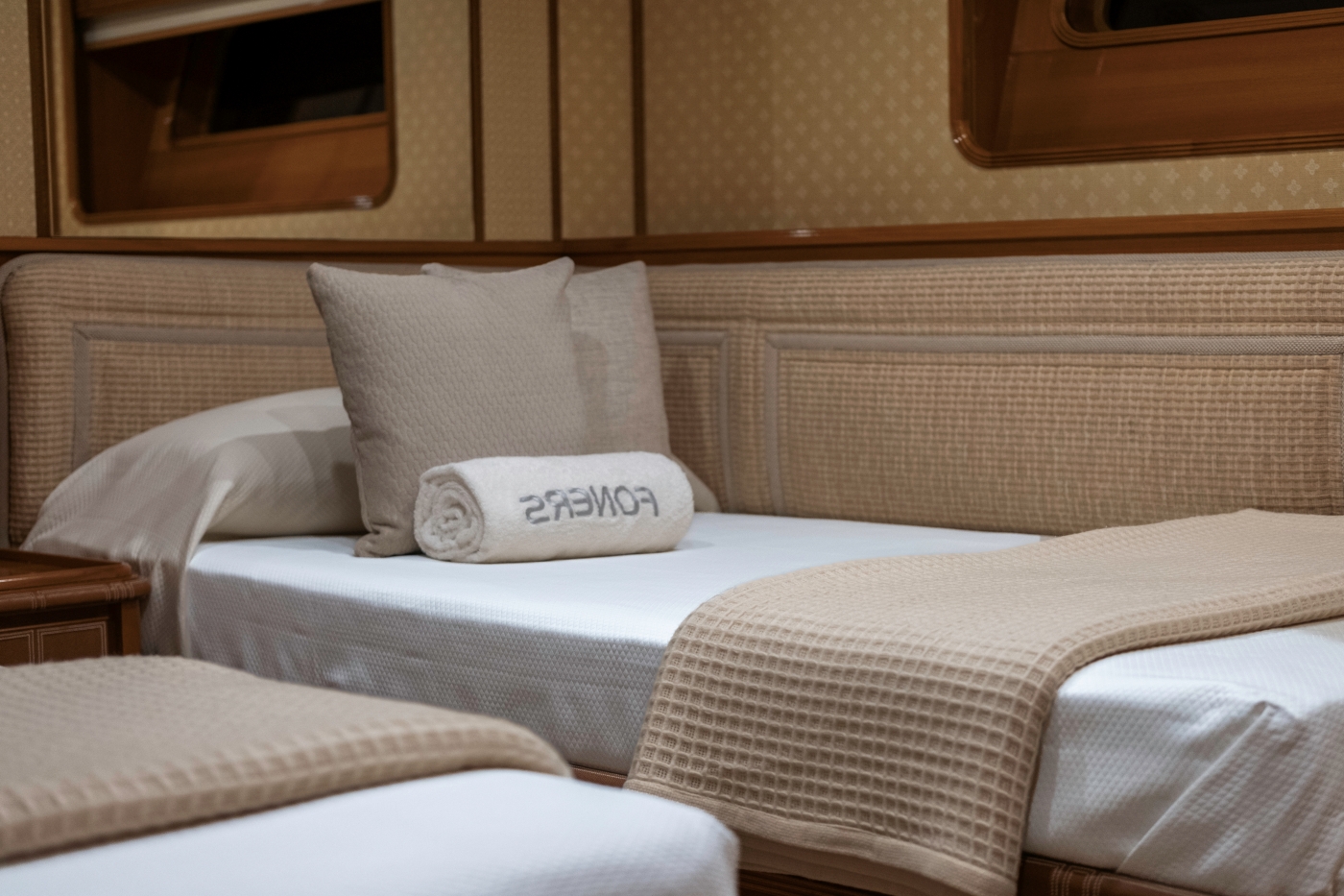 Cabin with double bed 03.jpg