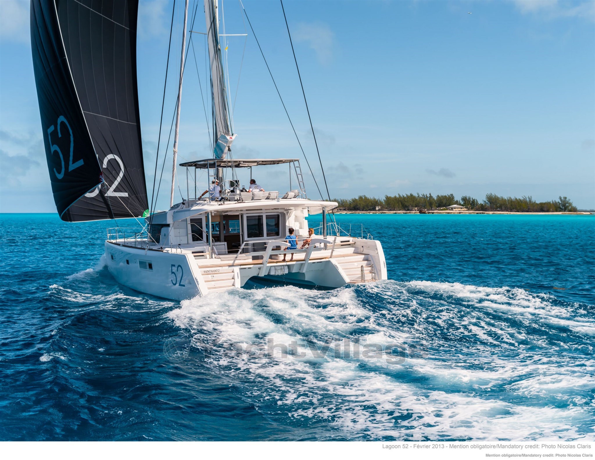 Catamaran yacht Vigilant 2 sistership.jpg