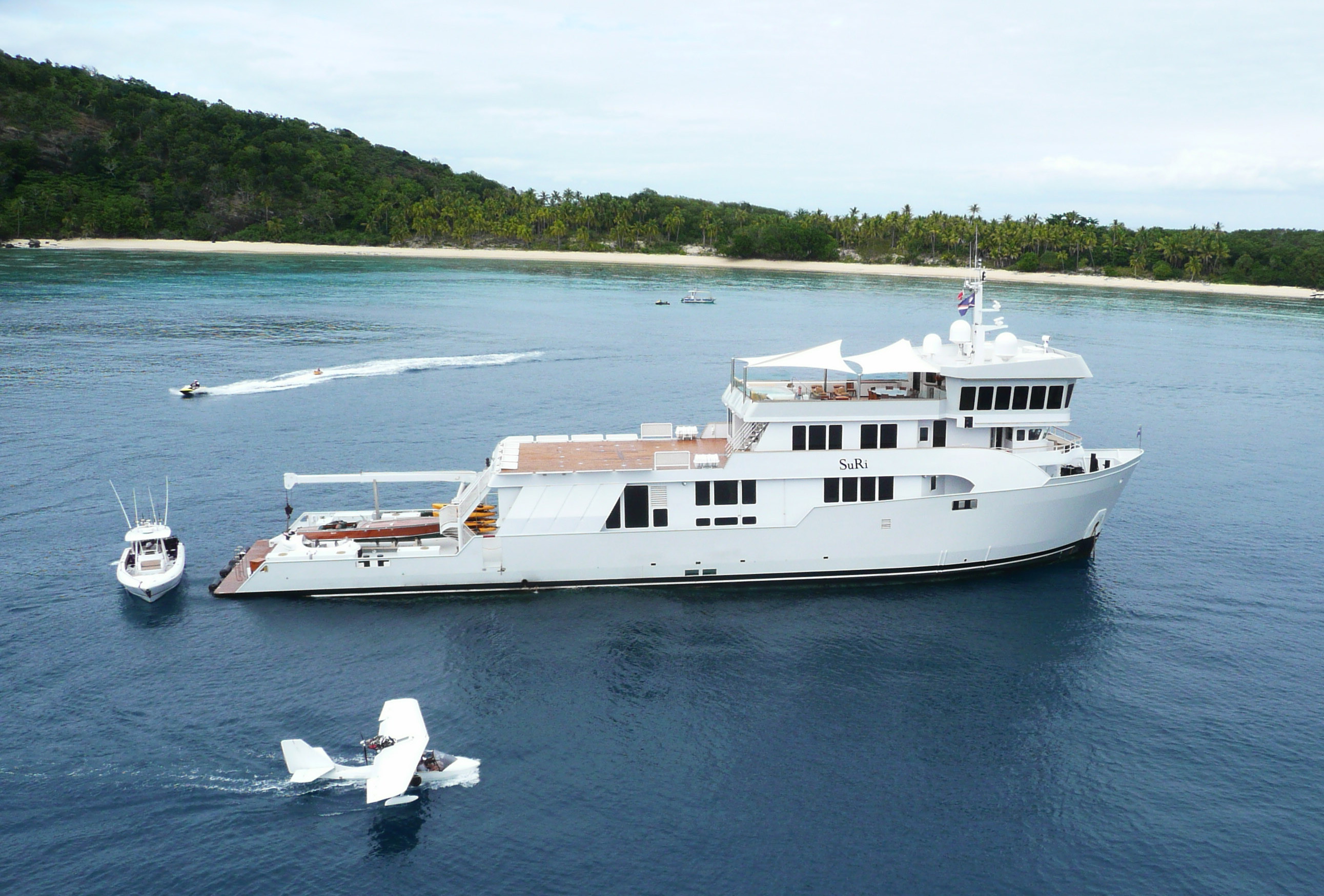 Charter expedition yacht SuRi   00003.jpg