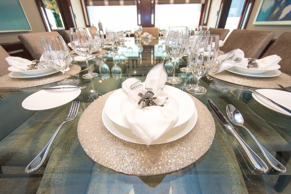 Dining 1.jpg