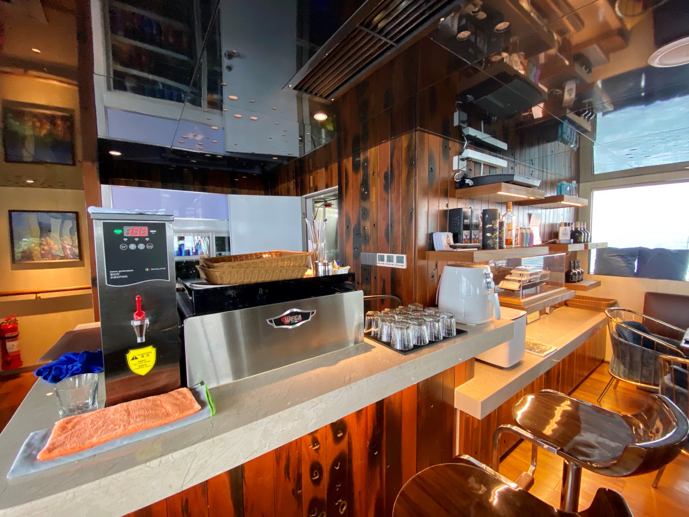 Dining Saloon Cafe & Bar.jpg