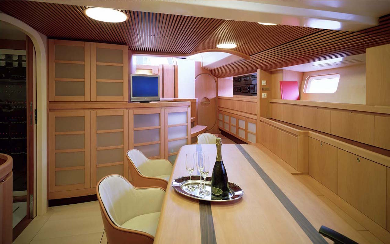 Dining table 00002.jpg
