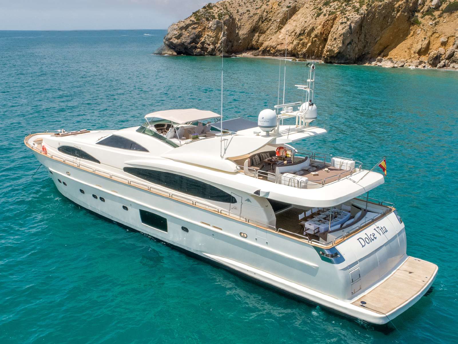 Dolce Vita IV yacht.jpg