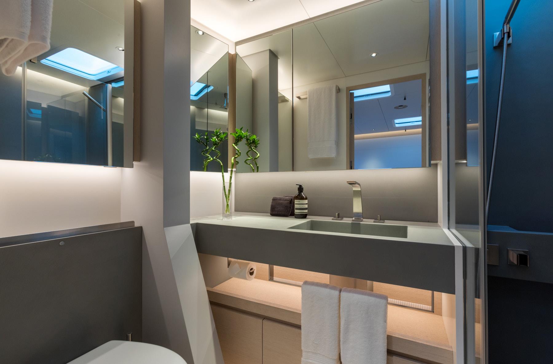 Double cabin ensuite.jpg