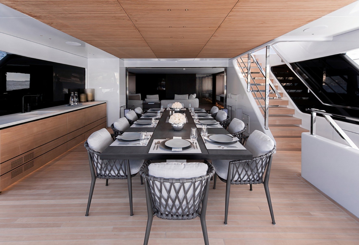 Exterior Dining area.jpg