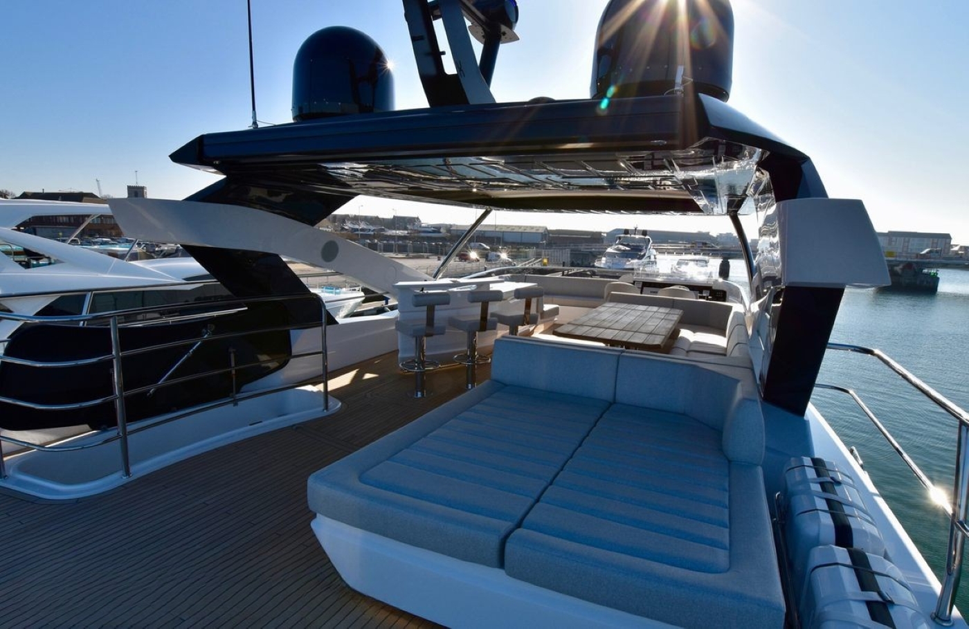 Exterior Relaxation Area  04.jpg