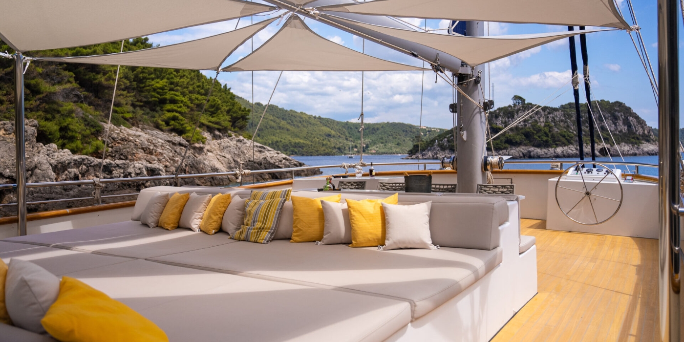 Exterior Relaxation and captain Area.jpg