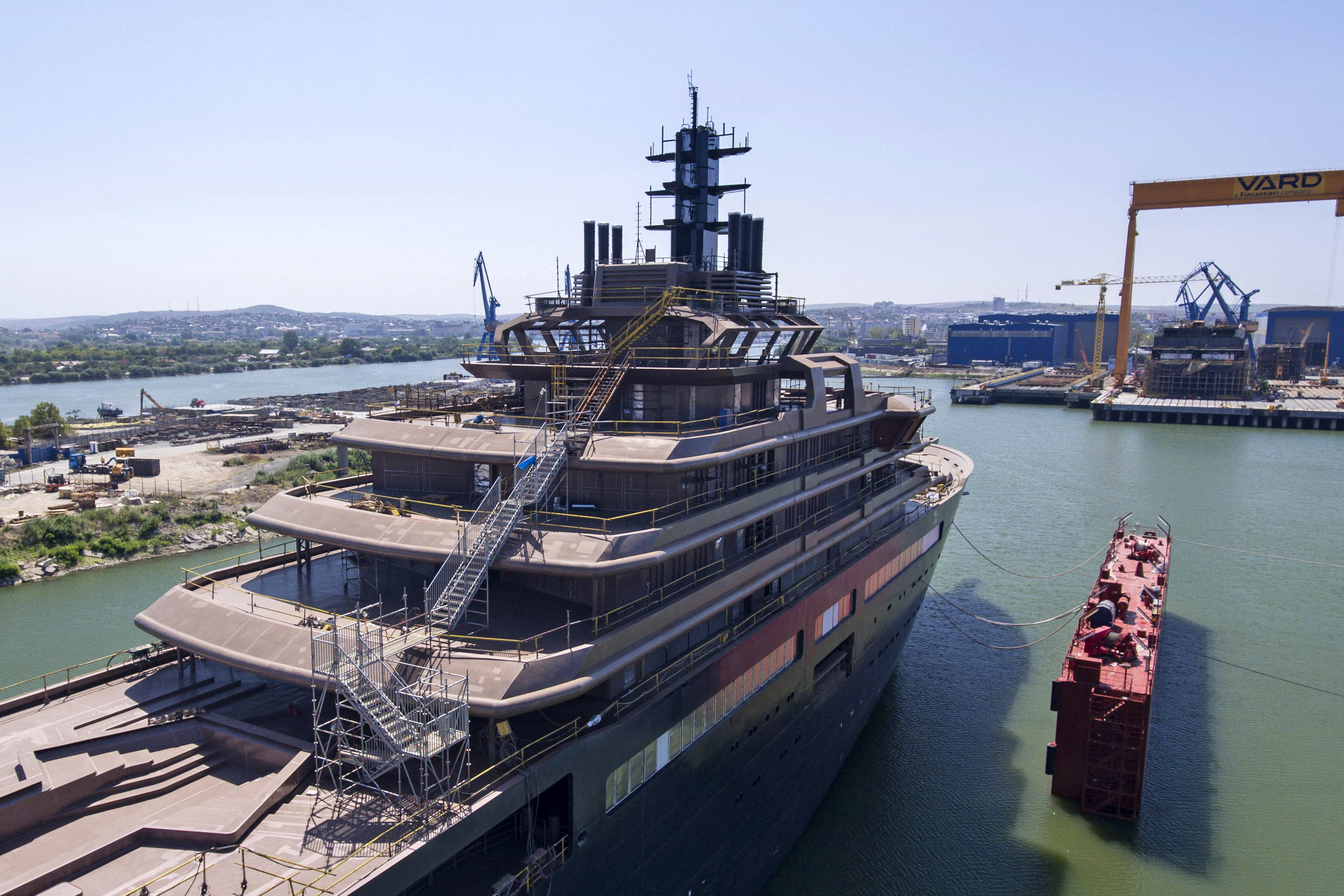 Exterior. Photo credit Bogdan Vasilescu 8.jpg