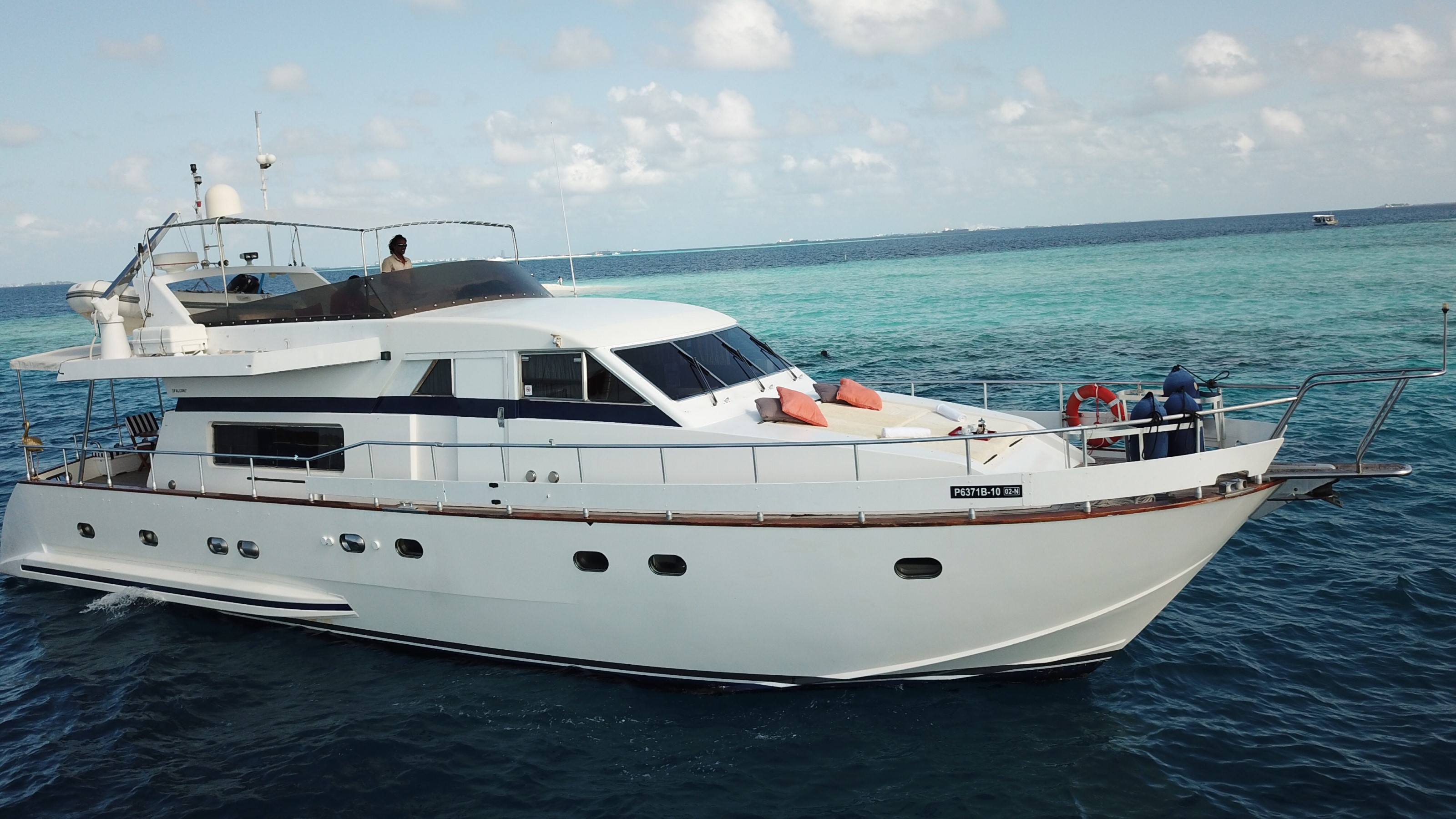 FASCINATION MALDIVES - Motoring.jpg