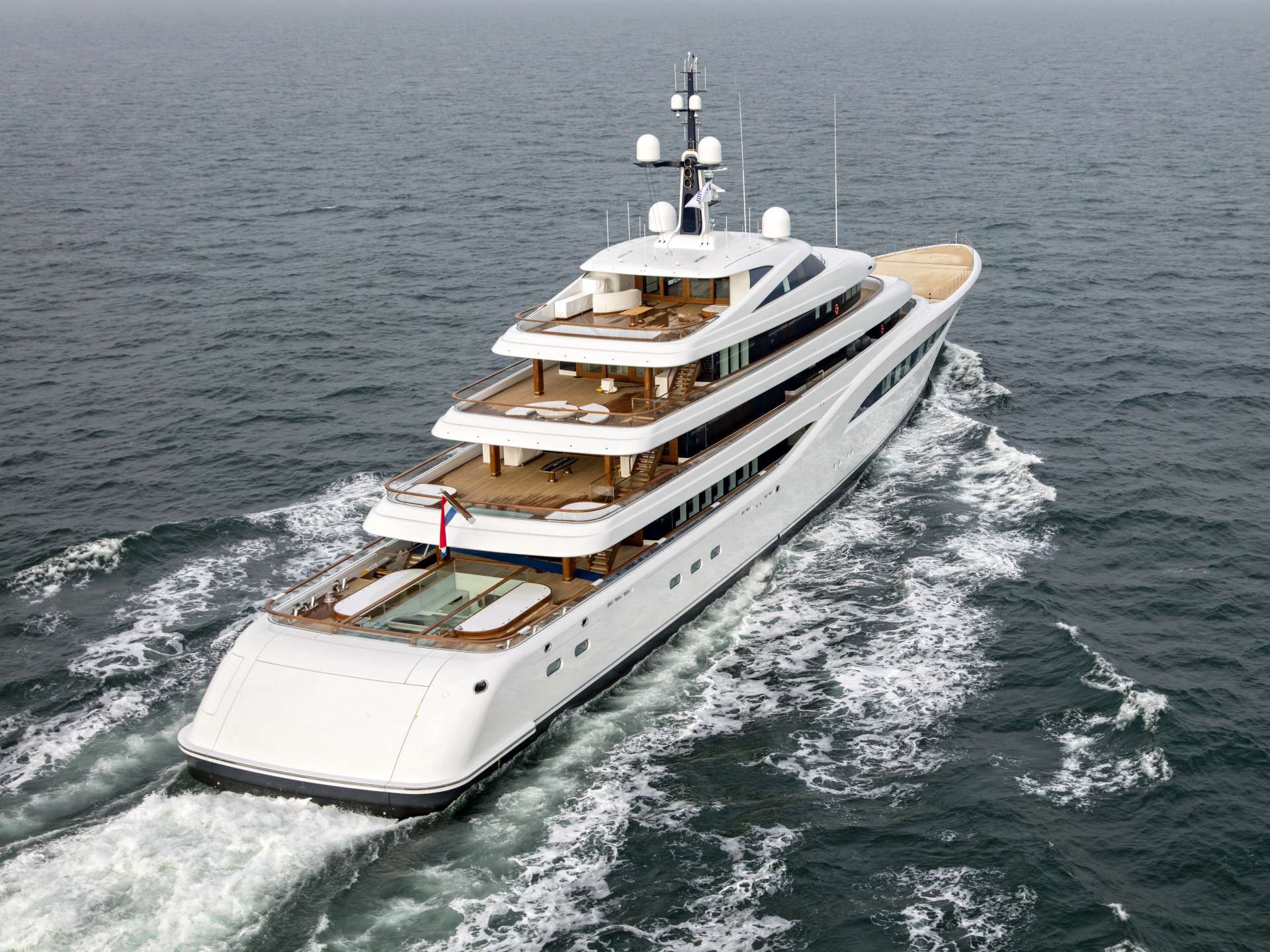 Feadhip superyacht.jpg