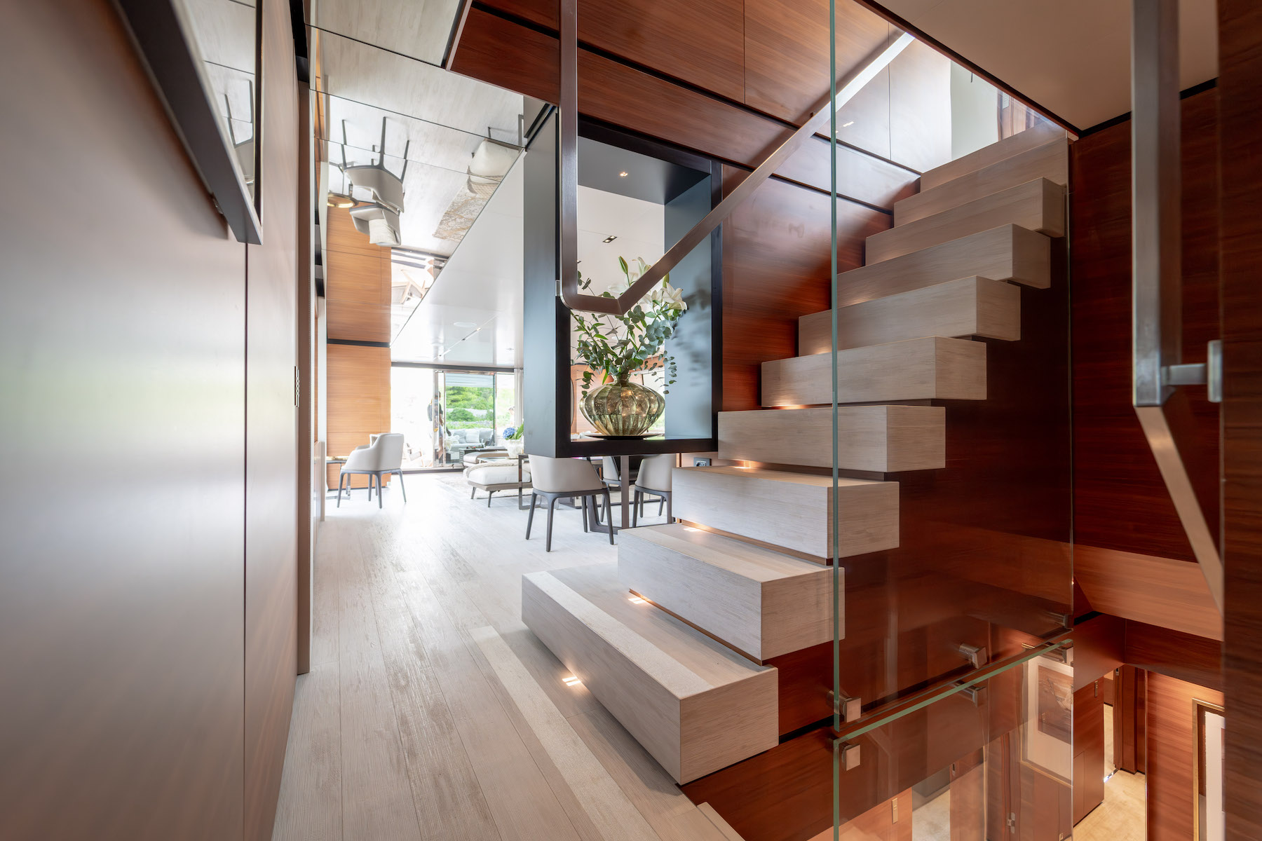 Guest Stairs.jpg
