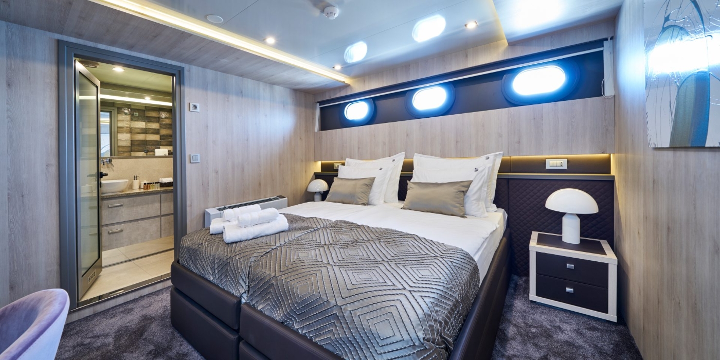 Guest Suite 07.jpg