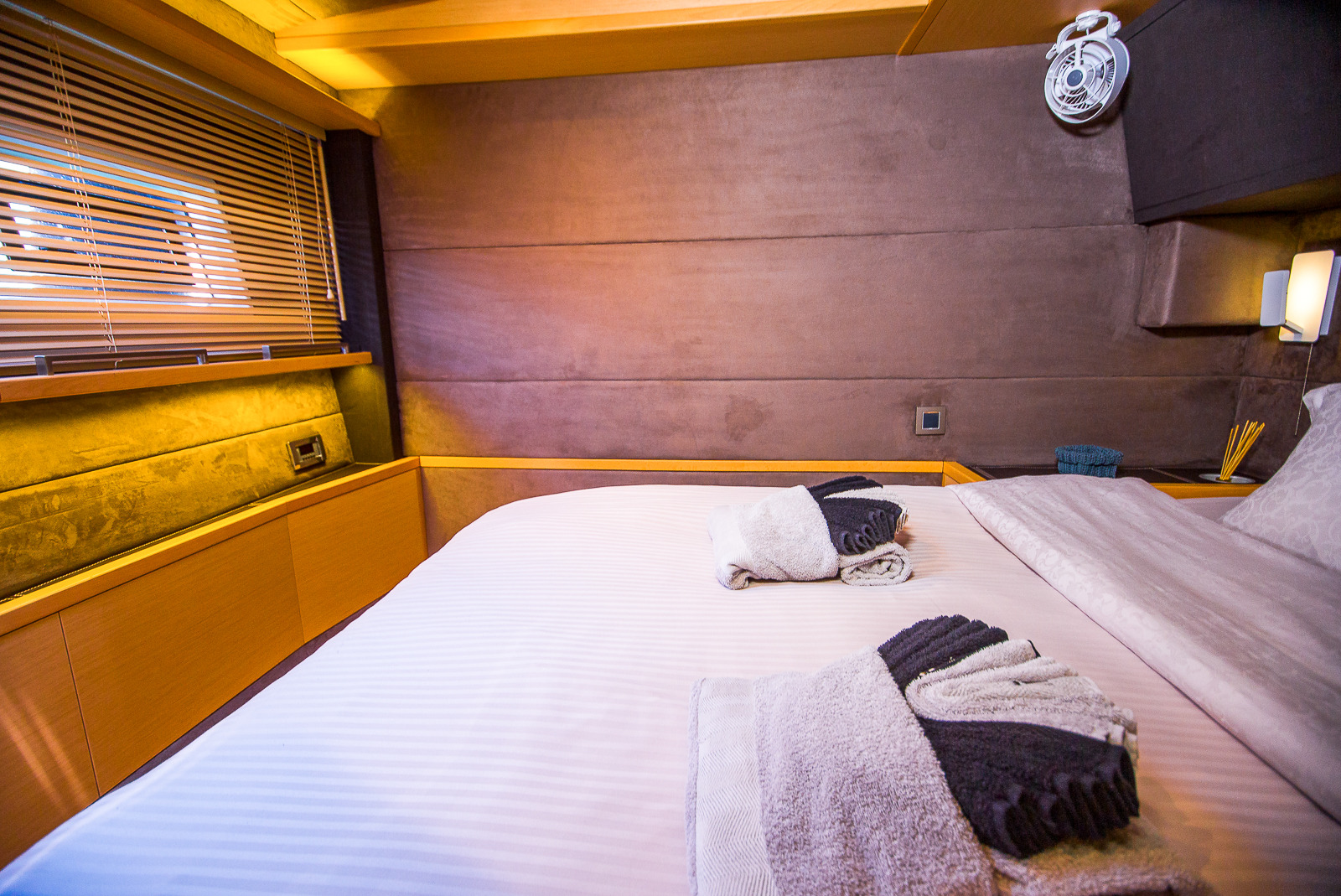 Guest bed detail.jpg