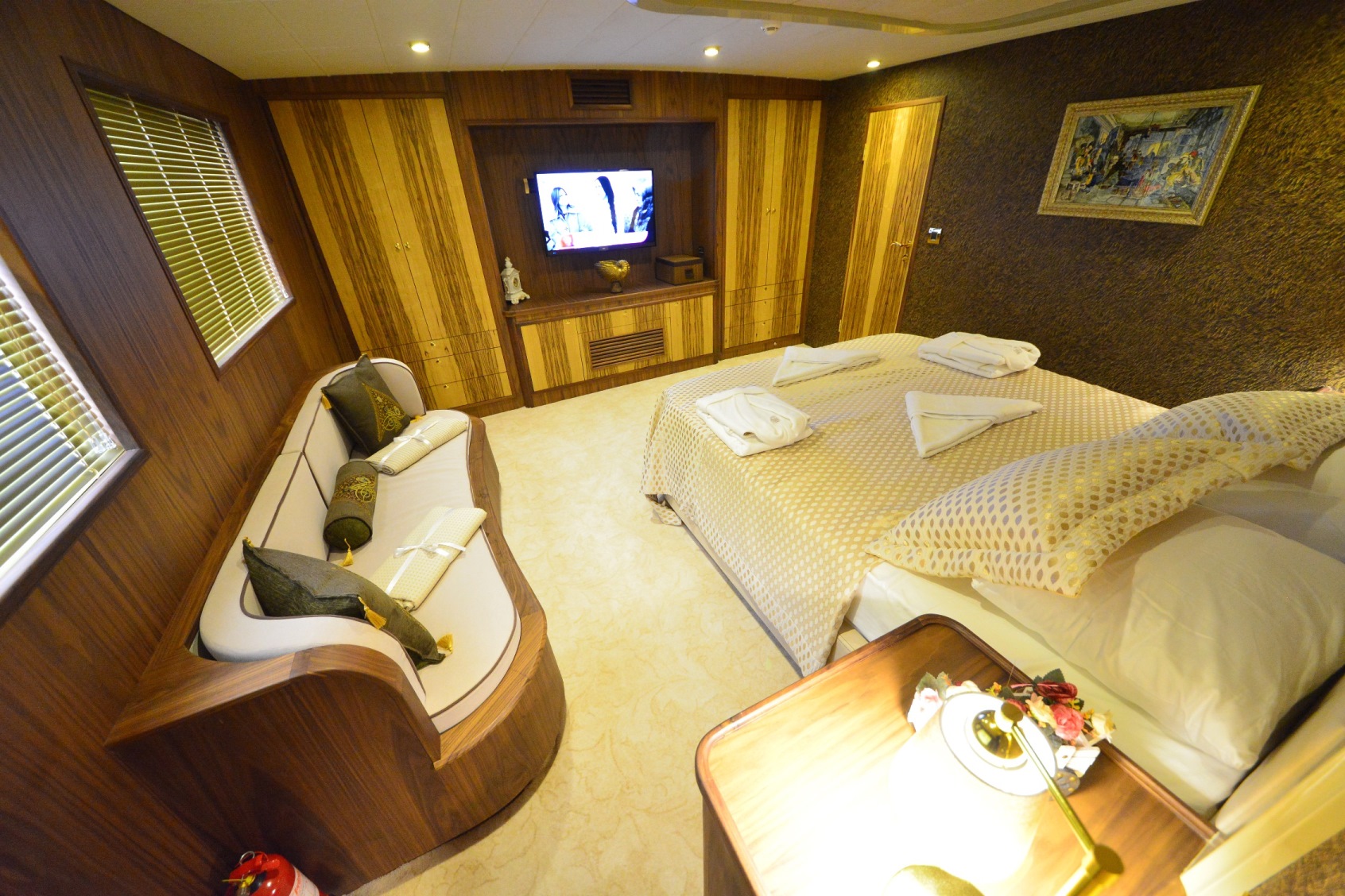 Guest cabin with sofa.jpg