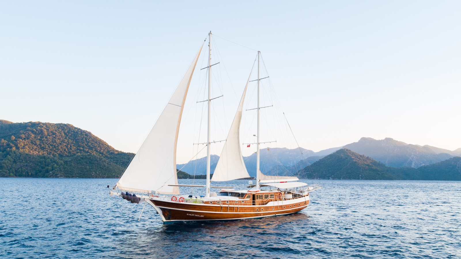 Gulet S NUR TAYLAN - Sailing.jpg