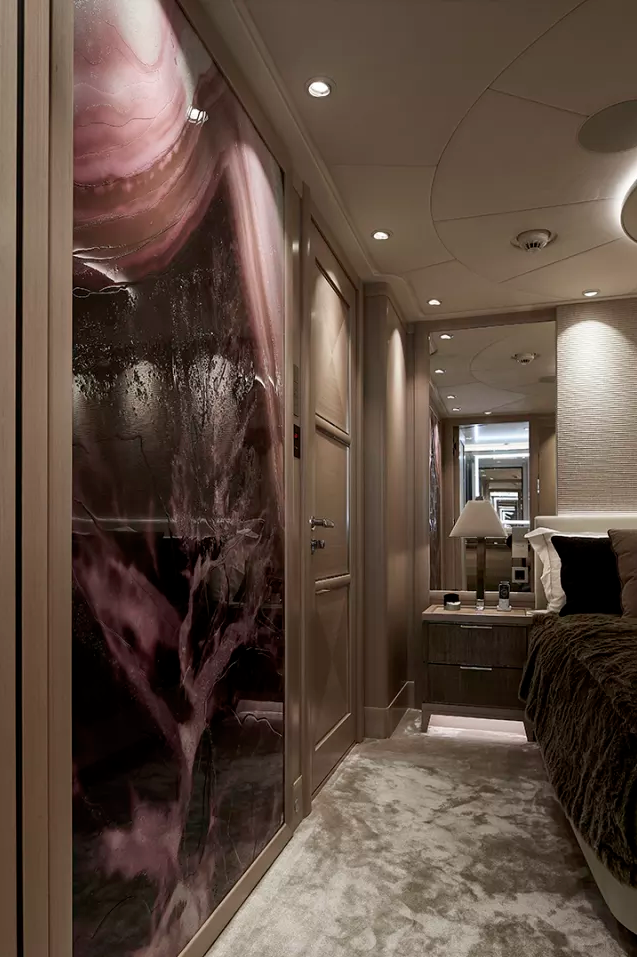 Interior 1.png