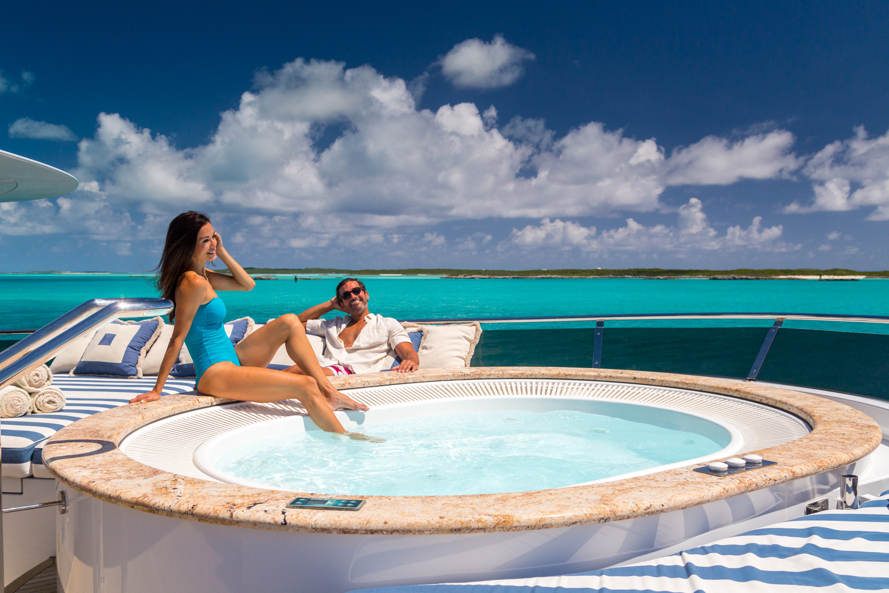 Jacuzzi tub sun deck.jpg