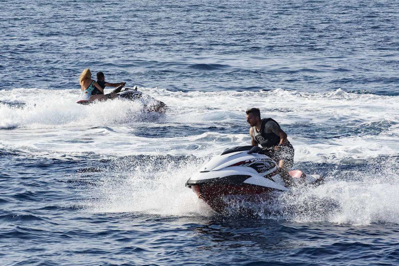 Jetskis.jpg