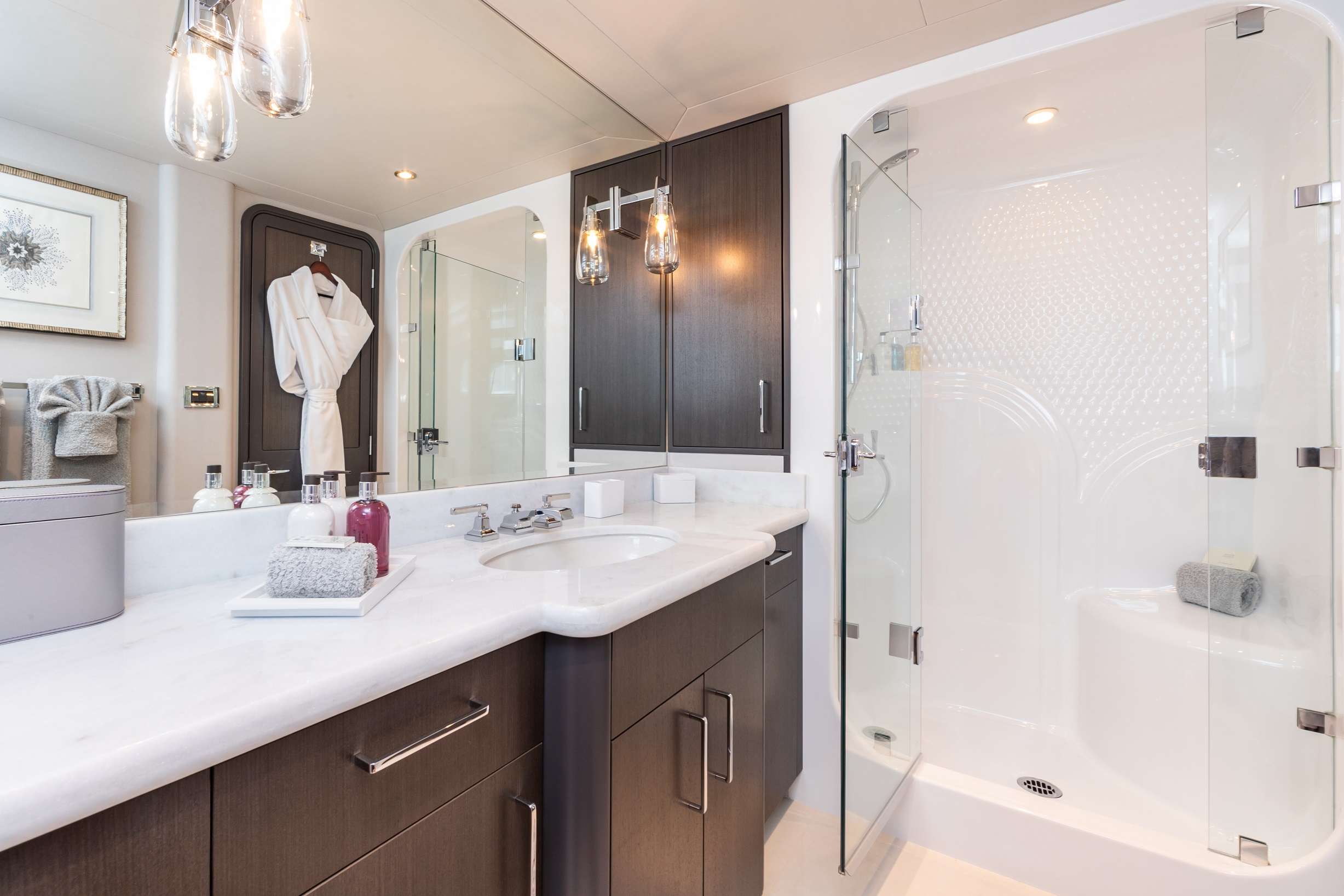 King stateroom 1 ensuite.jpg