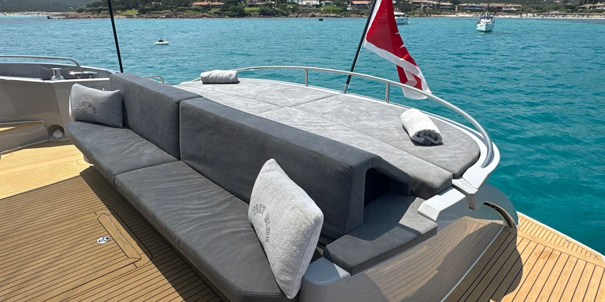 LIGHT-BLUE-Luxury-Charter-Yacht-Sunseeker-Predator-82-Stern-Seating-Area.png