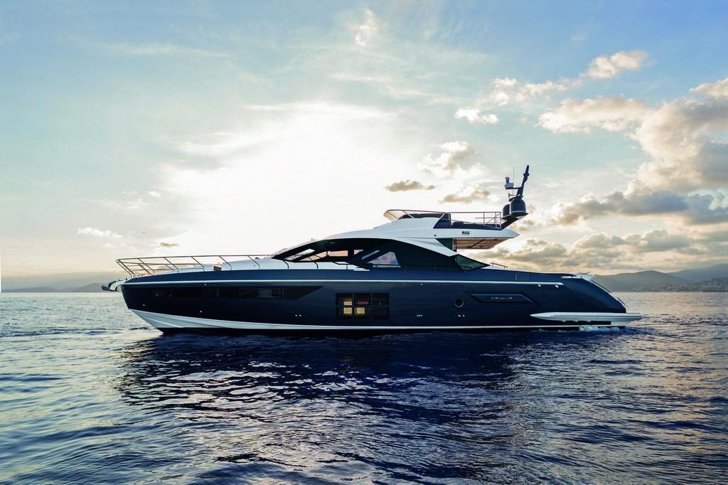 LIMITLESS motor yacht.jpg